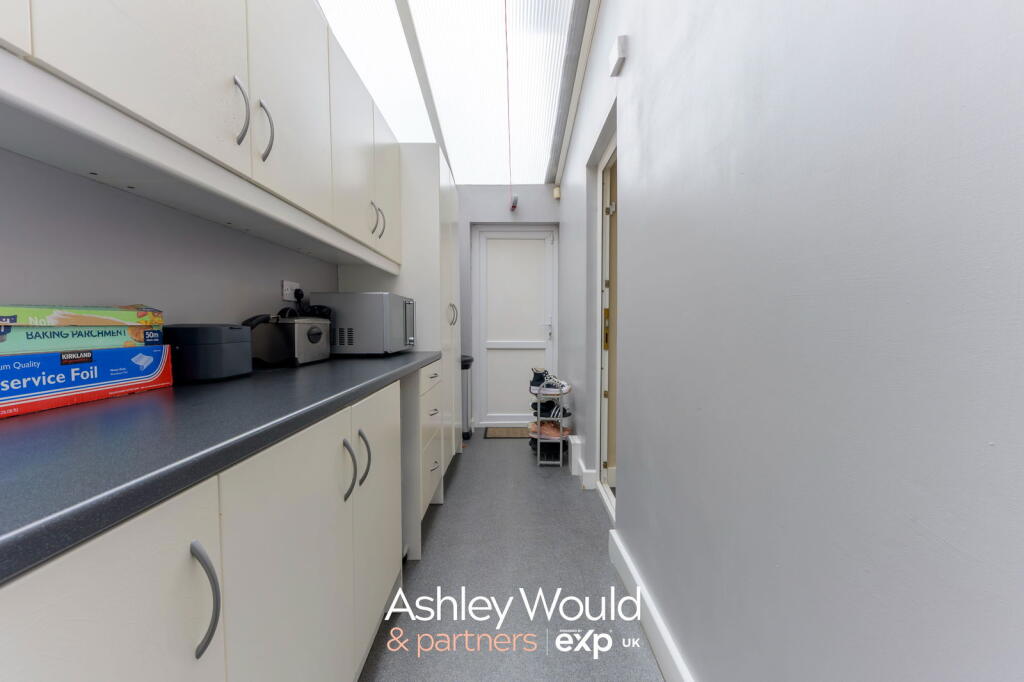 Additional image 9 of Bernard Road, Oldbury, B68 9AP