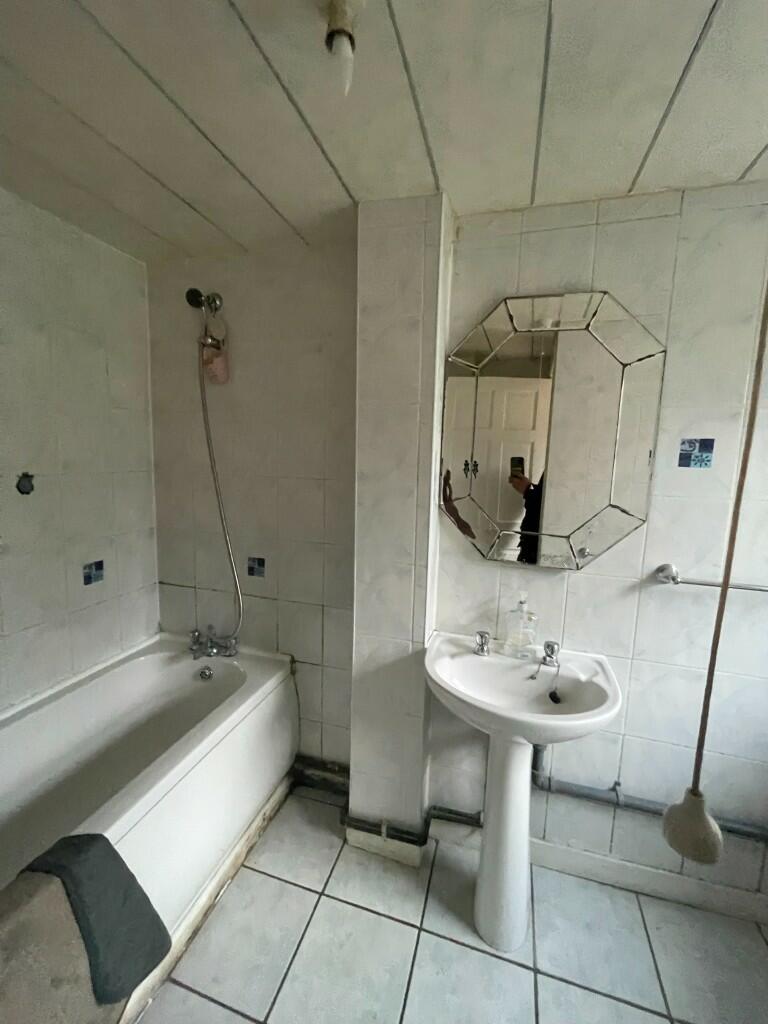 Additional image 9 of Birmingham Road,Oldbury,B69