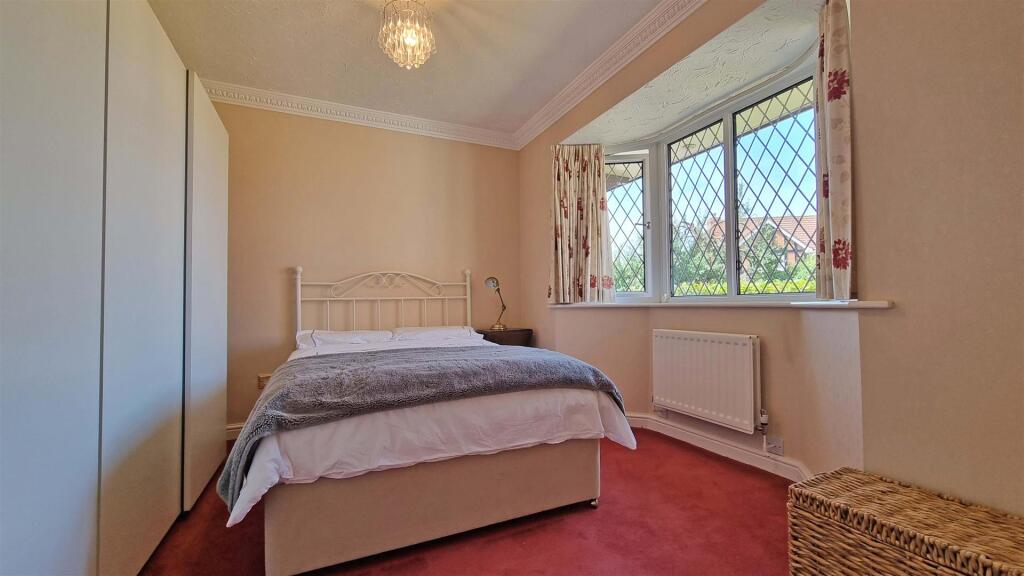 Additional image 12 of Richmond close, Hollywood