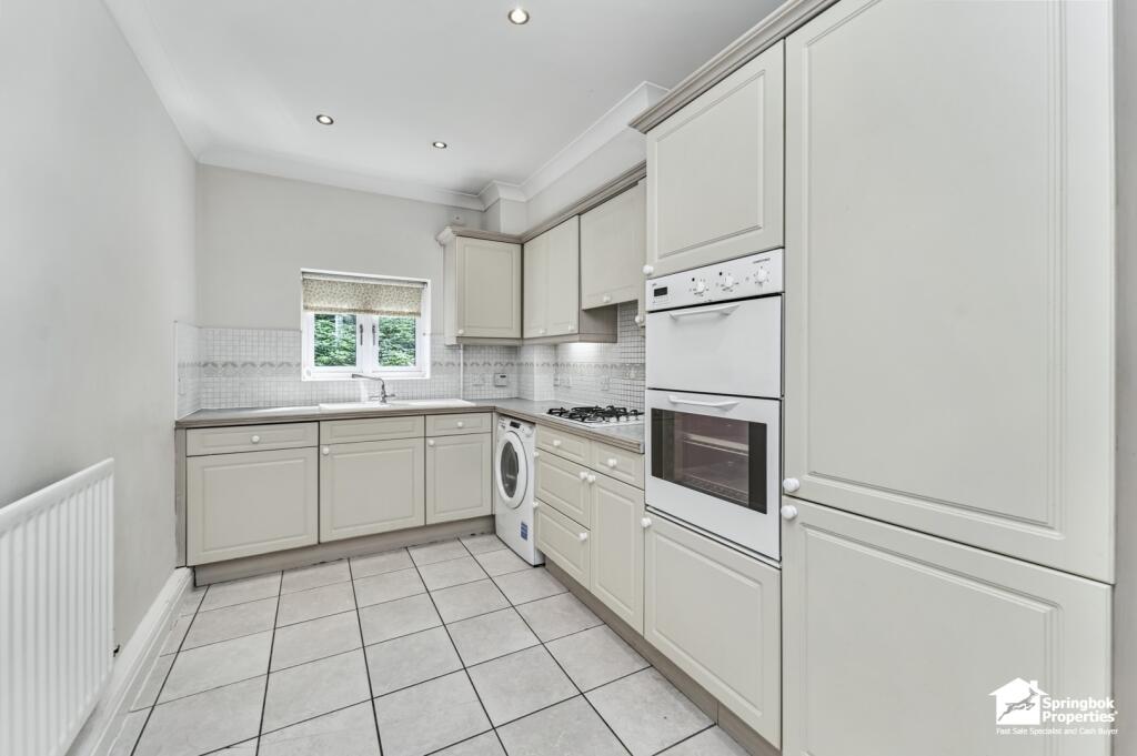 Additional image 5 of 126-128, Thornhill Road, Sutton Coldfield, West Midlands