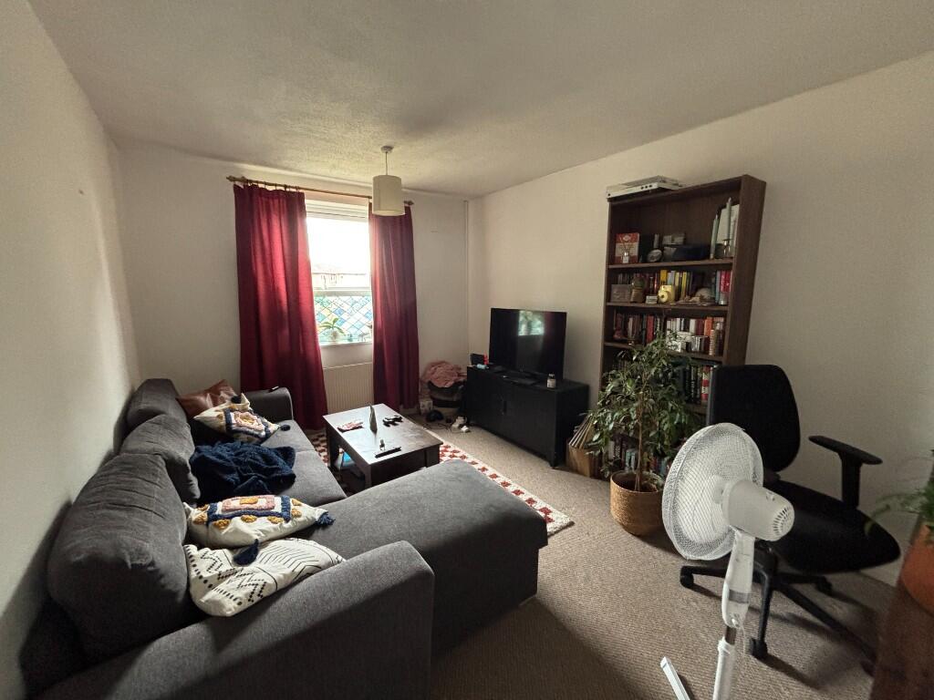 Additional image 3 of Flat 11 Dodford HouseBurcot Lane,Bromsgrove,B60 1AQ