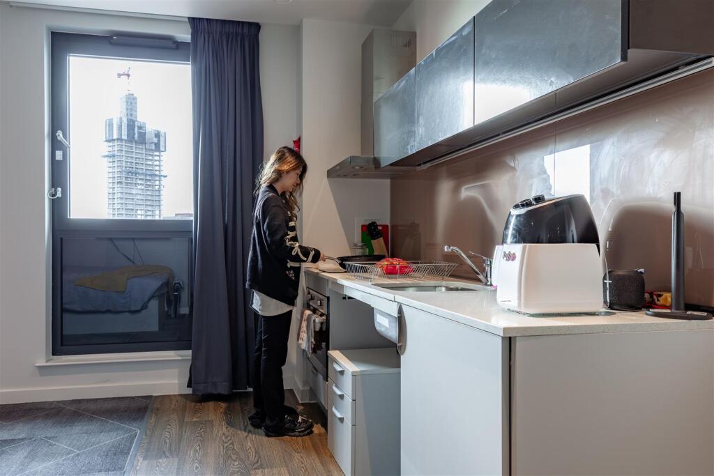 Additional image 40 of Birmingham | Student | September