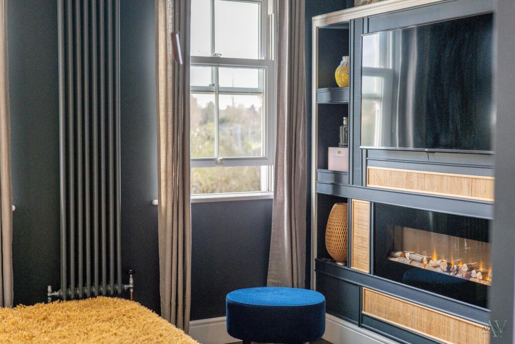 Additional image 17 of Immaculate 3 Bedroom Detached + Study!