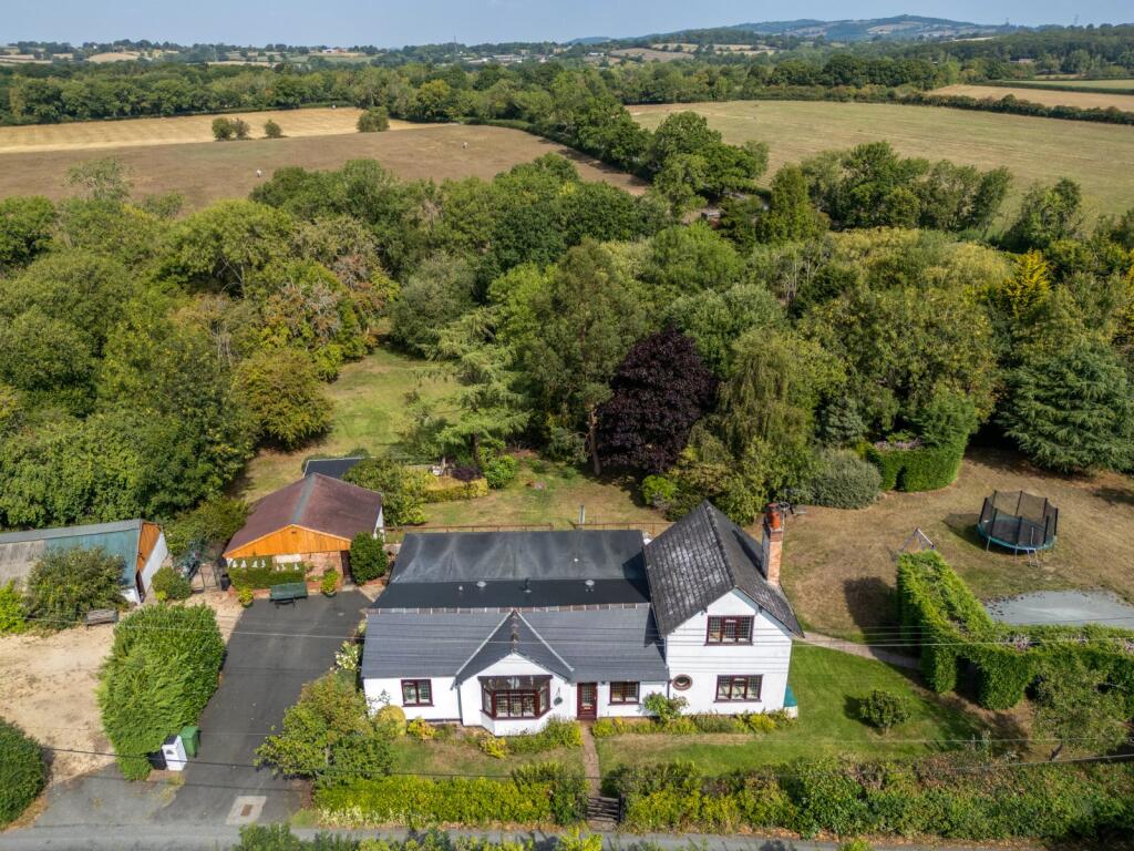 Property image for Woodland Road, Dodford, Bromsgrove, Worcestershire, B61