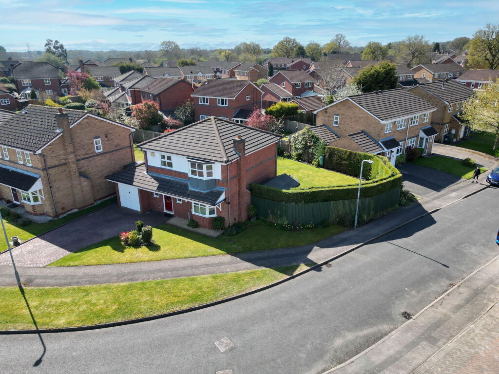 Additional image 16 of Laburnum Close, Hollywood, B47 5QW