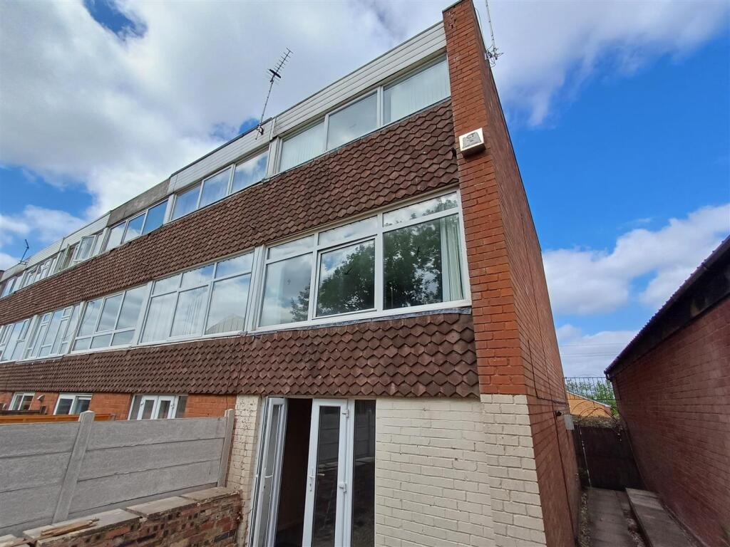 Additional image 7 of Merton Close, Oldbury