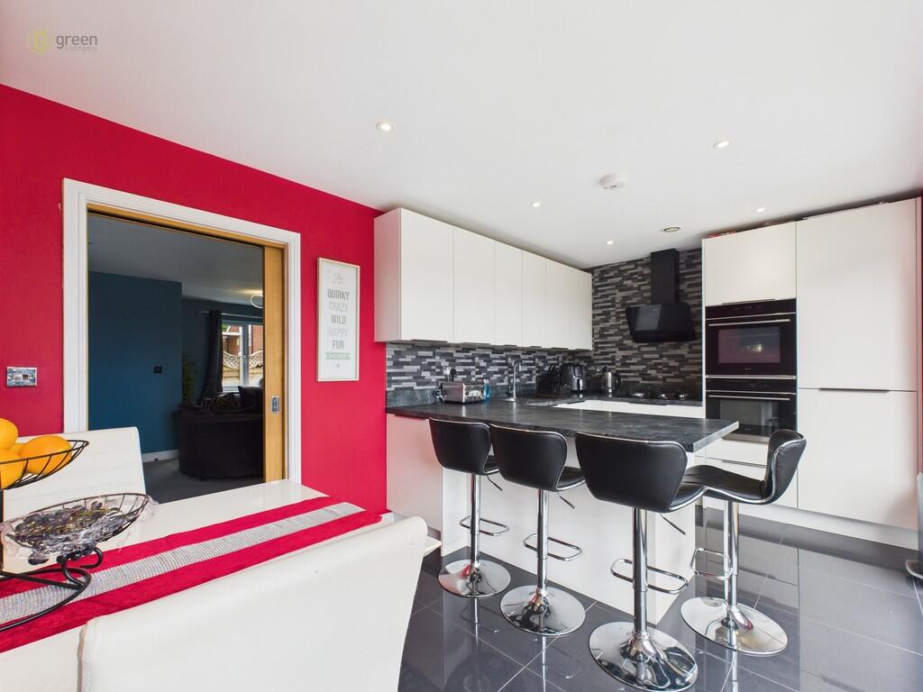 Additional image 6 of Beechcroft Crescent, Streetly