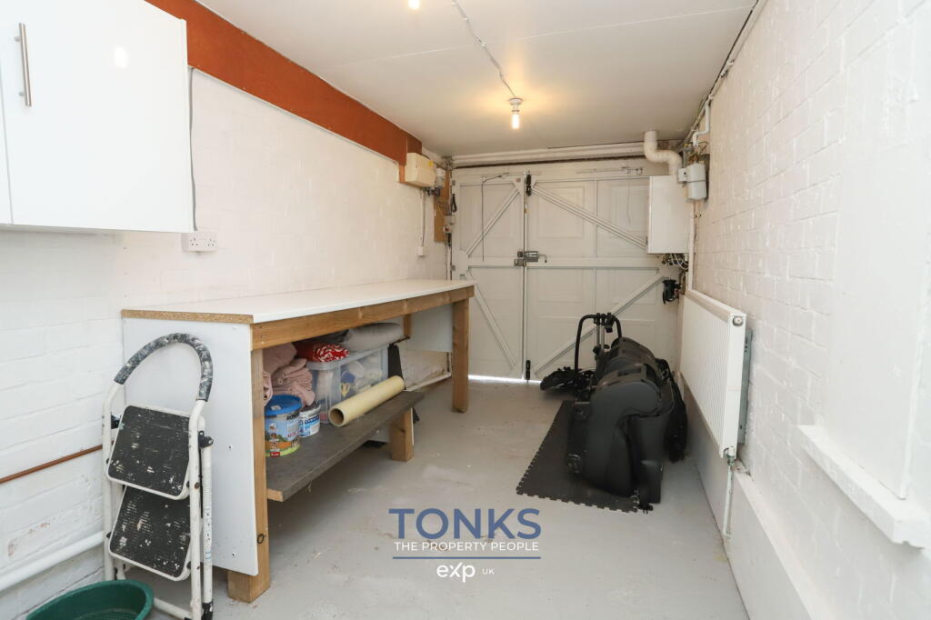 Additional image 7 of NO CHAIN - Beautifully presented throughout - Broadway Croft, Oldbury, B68 9DJ