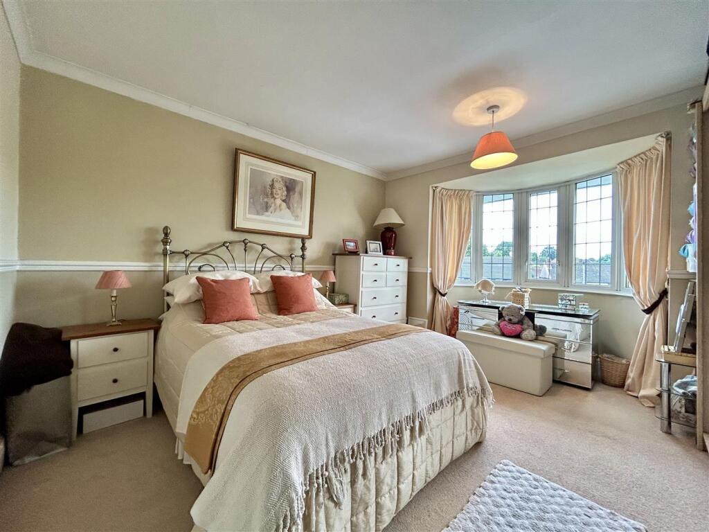 Additional image 20 of Manor Way, Halesowen