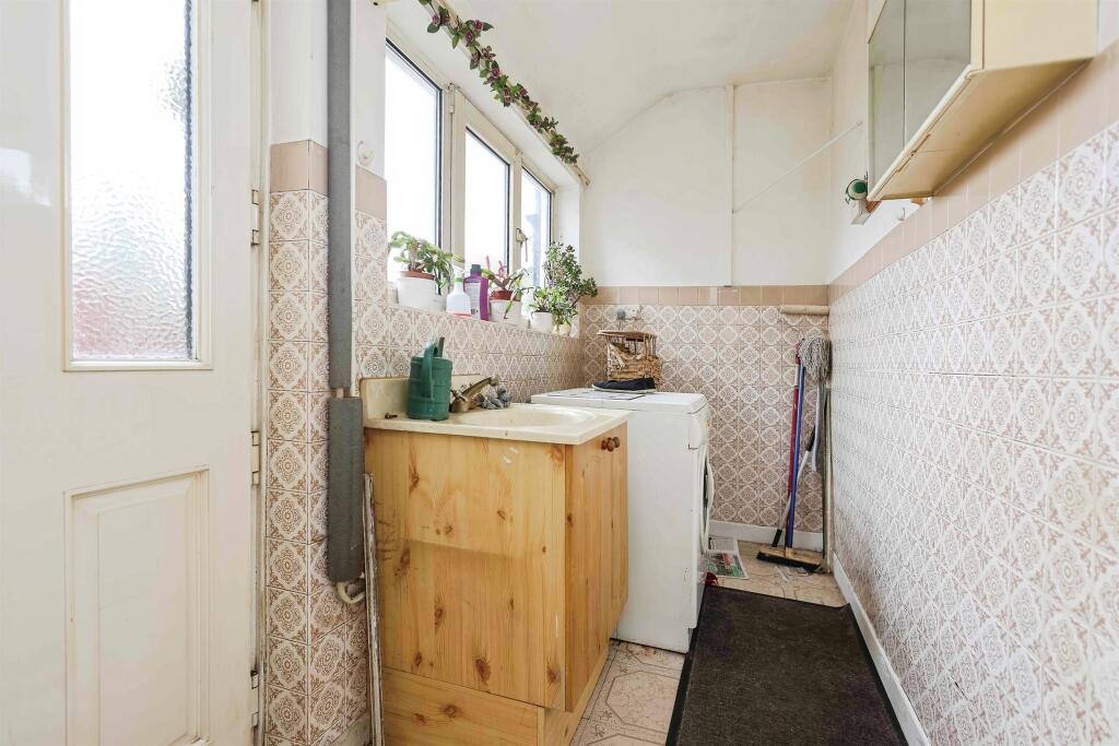 Additional image 8 of Park Lane, Halesowen