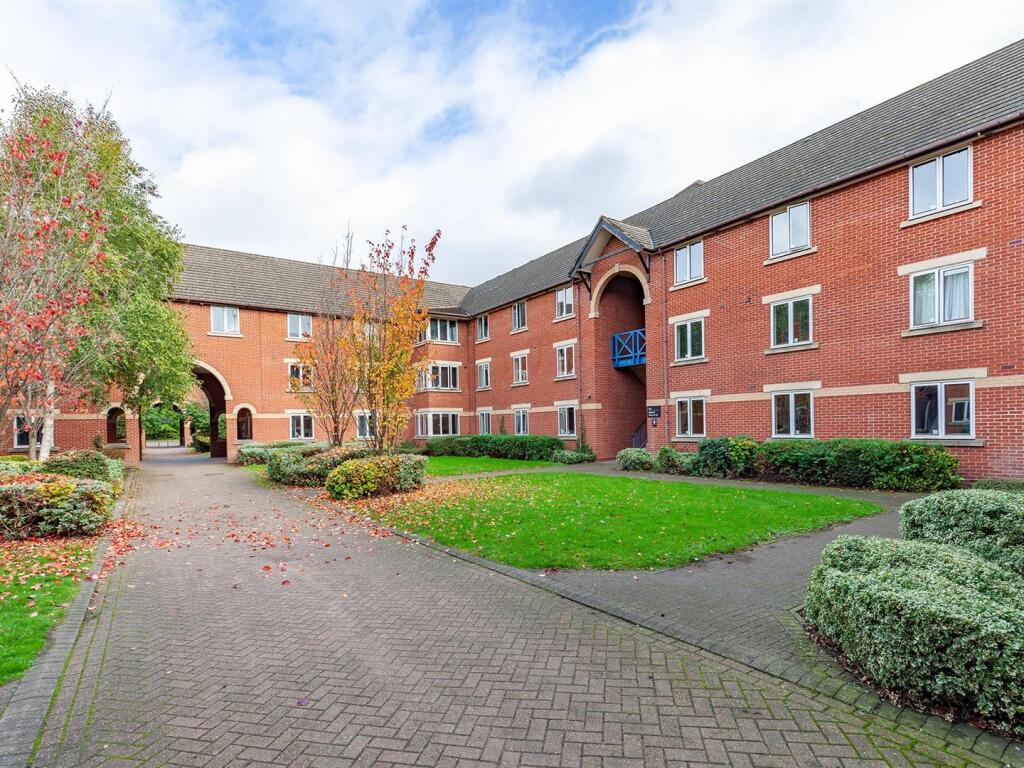 Additional image 17 of Birmingham | Student | September | B5