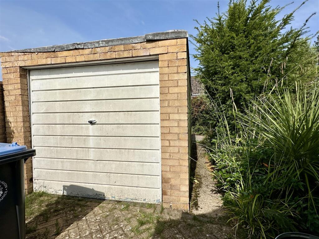 Additional image 23 of Augustus Drive, Alcester