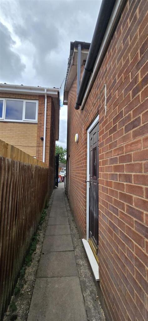 Additional image 20 of Stretton Road, Shirley