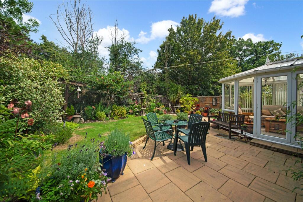Additional image 19 of Johns Close, Studley, Warwickshire, B80