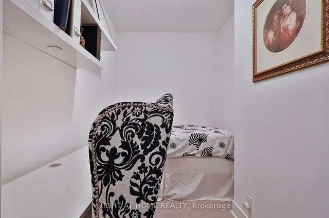 Additional image 10 of 399 Adelaide St Unit 703