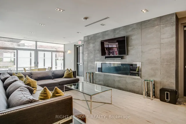 Additional image 26 of 399 Adelaide St Unit 703