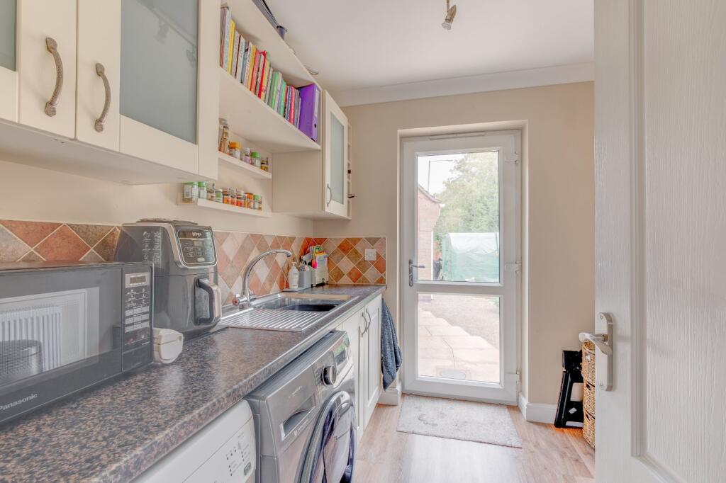 Additional image 10 of Kenneth Vincent Close, Crabbs Cross, Redditch, B97