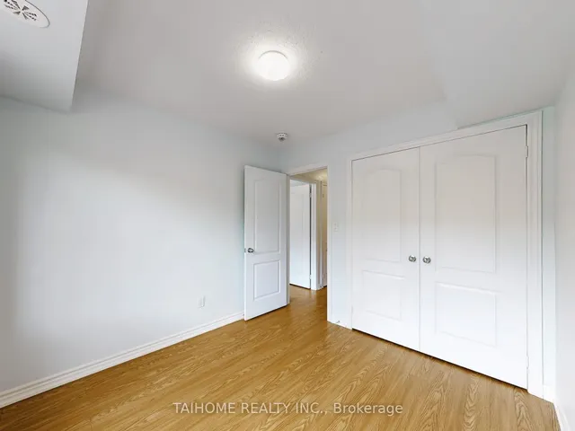 Additional image 29 of 8 Eaton Park Lane Unit 3