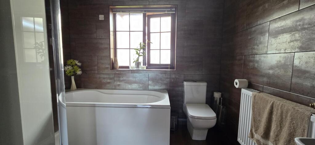 Additional image 18 of Stretton Road, Shirley