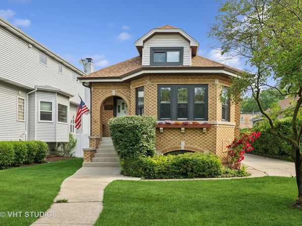 6826 W Hobart Ave, Chicago, IL 60631