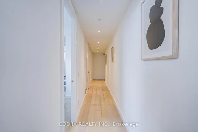 Additional image 9 of 81 Wellesley St Unit 1407