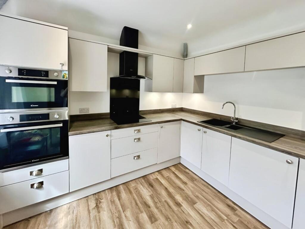 Additional image 2 of Warwick Road, Solihull B91 1BE