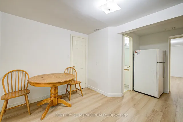 Additional image 37 of 27 Dalbret Cres