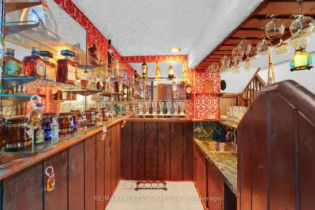 Additional image 24 of 65 Strathburn Blvd