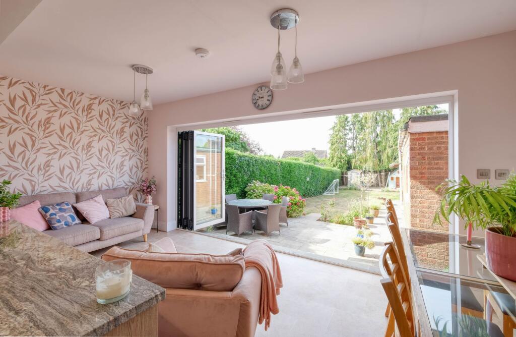 Additional image 5 of The Meadway, Redditch, B97