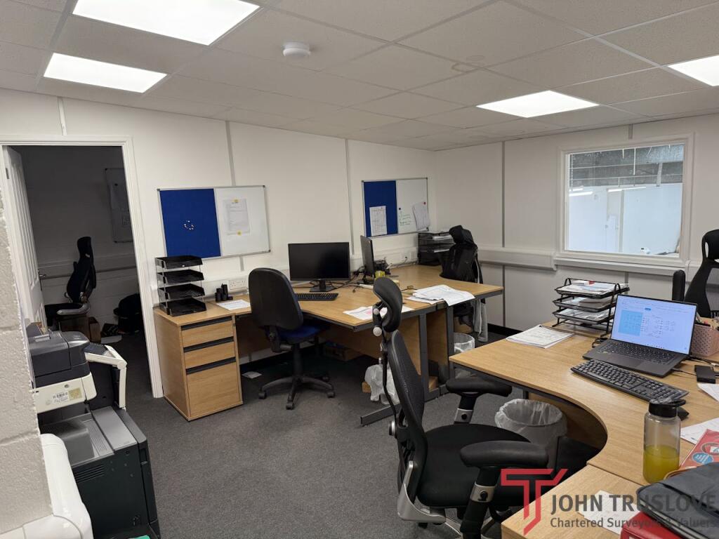 Additional image 6 of Unit 8 Dunlop Road Hunt End, Hunt End, Redditch, B97 5XP