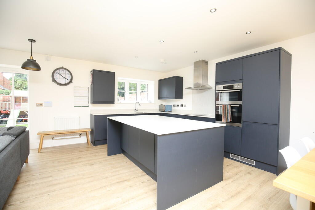 Additional image 5 of High Street, Polesworth