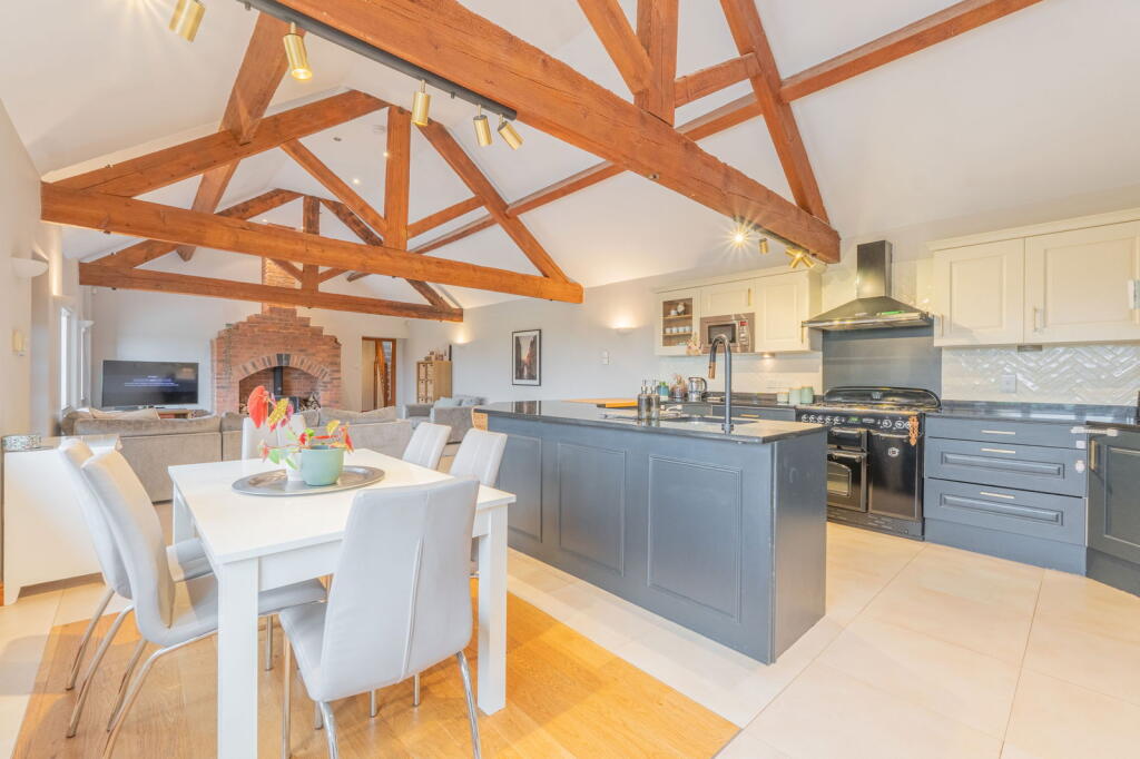 Additional image 7 of Longview Barn, Hewell Lane, Tardebigge, Worcestershire, B97 6QH
