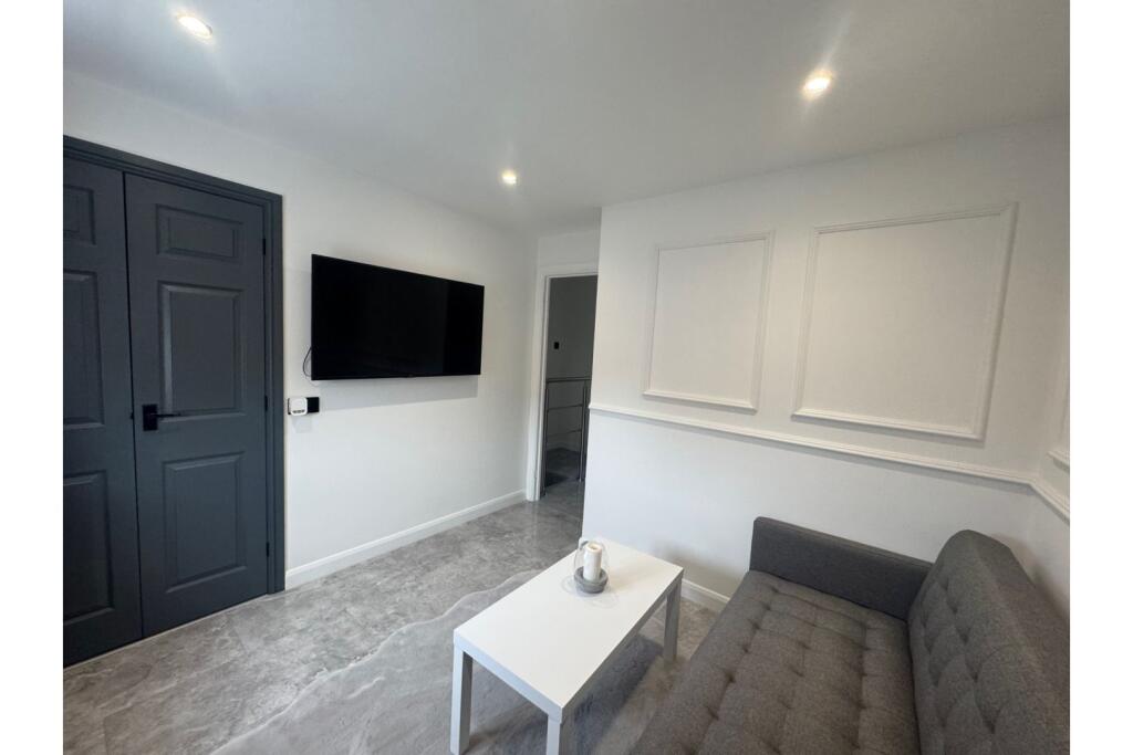 Additional image 16 of Marchwood Close, Redditch, B97