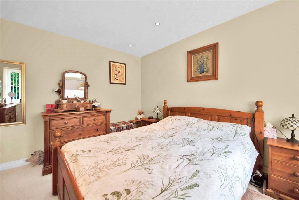 Additional image 11 of Johns Close, Studley, Warwickshire, B80