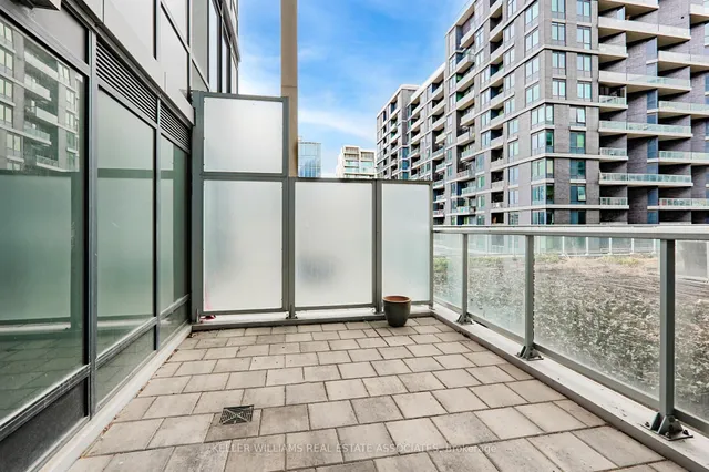 Additional image 7 of 15 Merchants' Wharf Unit 303