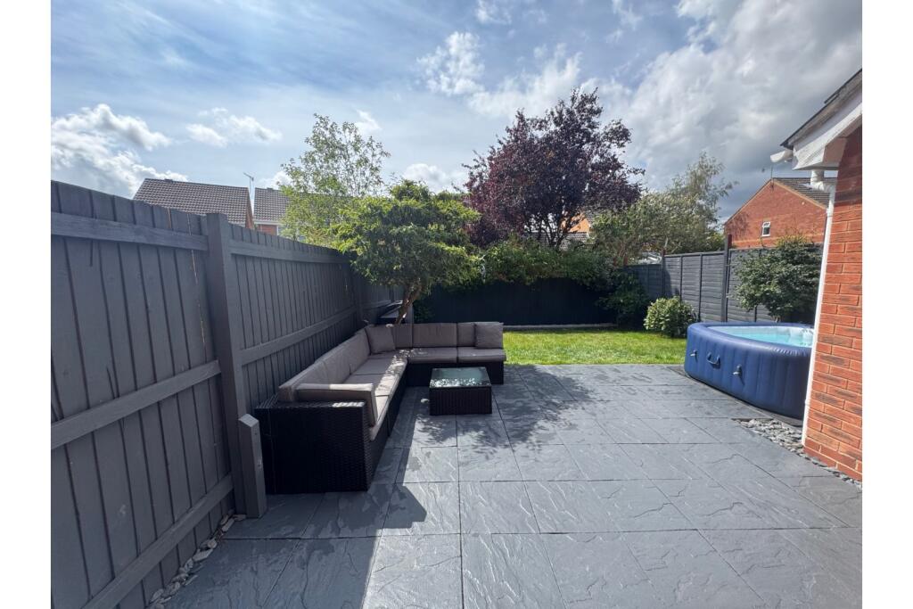 Additional image 18 of Marchwood Close, Redditch, B97