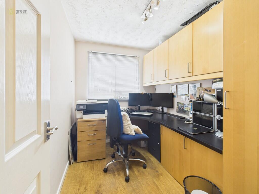 Additional image 25 of Huntingdon Close, County Drive,