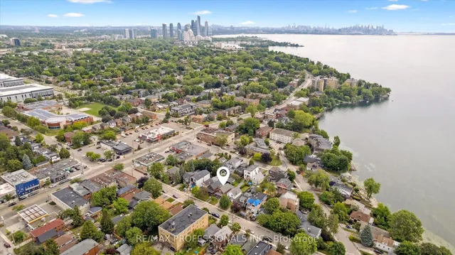 Additional image 21 of 25 Second St