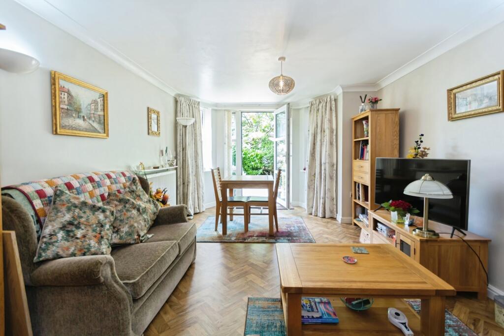 Additional image 4 of Warwick Road, Solihull, West Midlands, B92