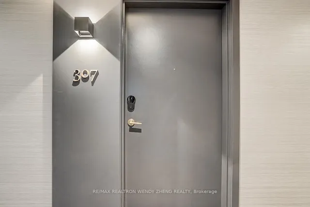 Additional image 7 of 543 Richmond St Unit 307