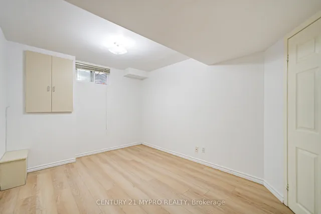 Additional image 35 of 27 Dalbret Cres