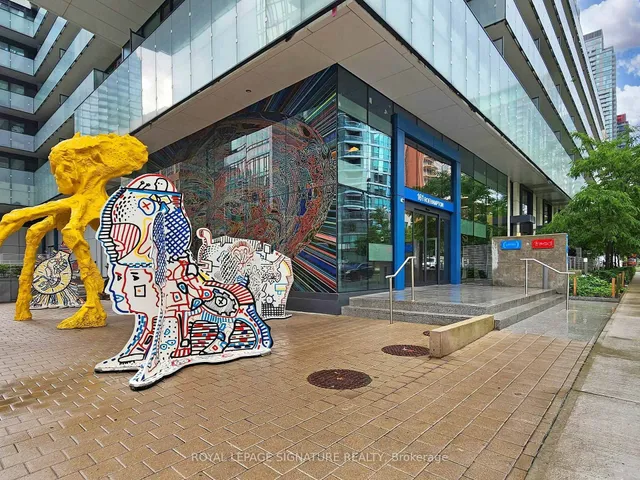 Additional image 6 of 161 Roehampton Ave Unit 605