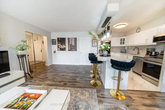 Additional image 18 of 20 Edgecliff Gfwy Unit 1218