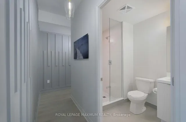 Additional image 8 of 50 Dunfield Ave Unit 719