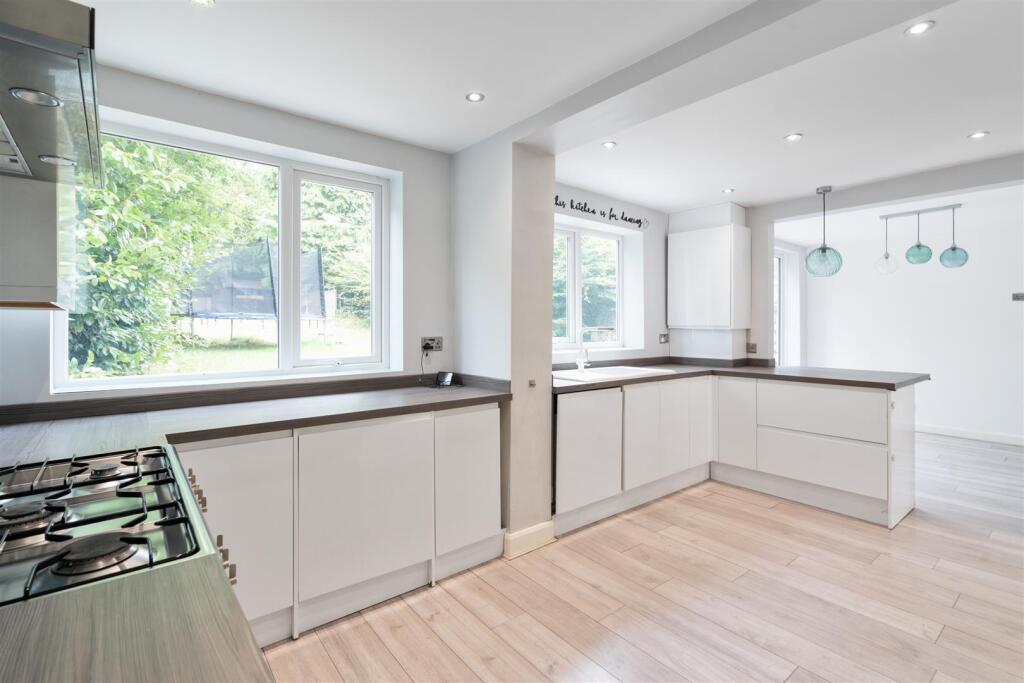 Additional image 4 of Rowlands Crescent, Solihull