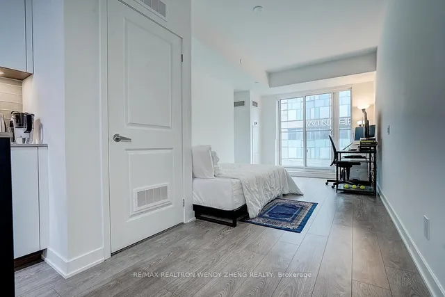 Additional image 20 of 543 Richmond St Unit 307