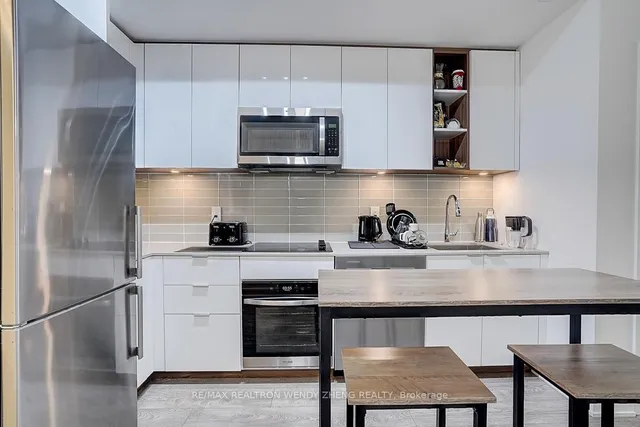 Additional image 13 of 543 Richmond St Unit 307