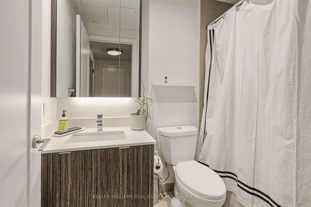 Additional image 11 of 15 Merchants' Wharf Unit 303