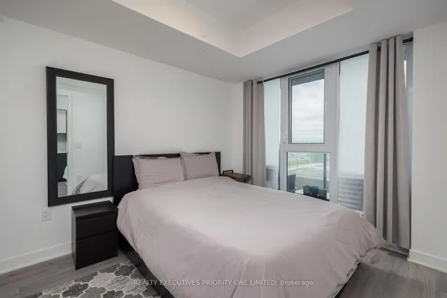 Additional image 16 of 36 Zorra St Unit 405