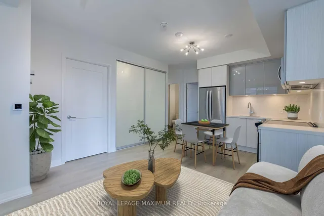 Additional image 11 of 50 Dunfield Ave Unit 719